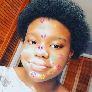 Meet your Posher, Kirra